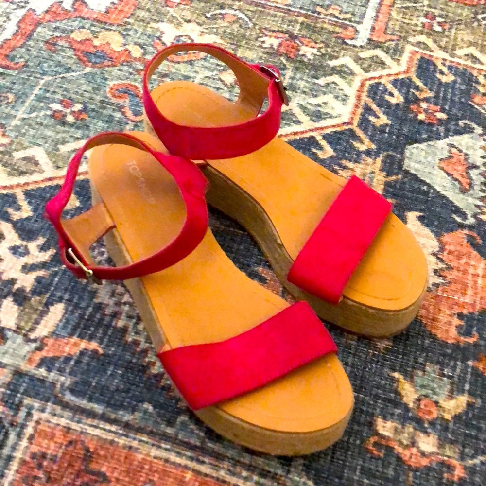 Topshop pink suede espadrille flat forms. Worn once. Excellent used condition.